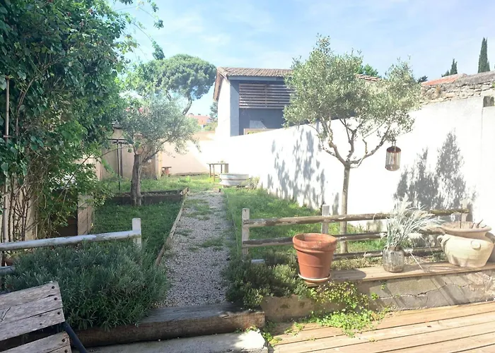 La Maison De Marie - Jardin Arboré - Garage Privatif - Netflix