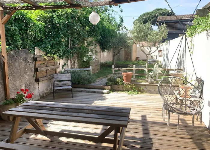 La Maison De Marie - Jardin Arboré - Garage Privatif - Netflix