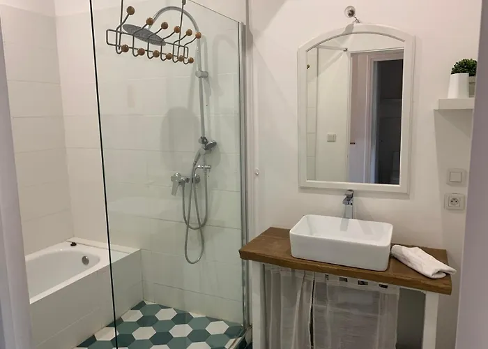 La Maison De Marie - Jardin Arbore - Garage Privatif - Netflix * Carcassonne